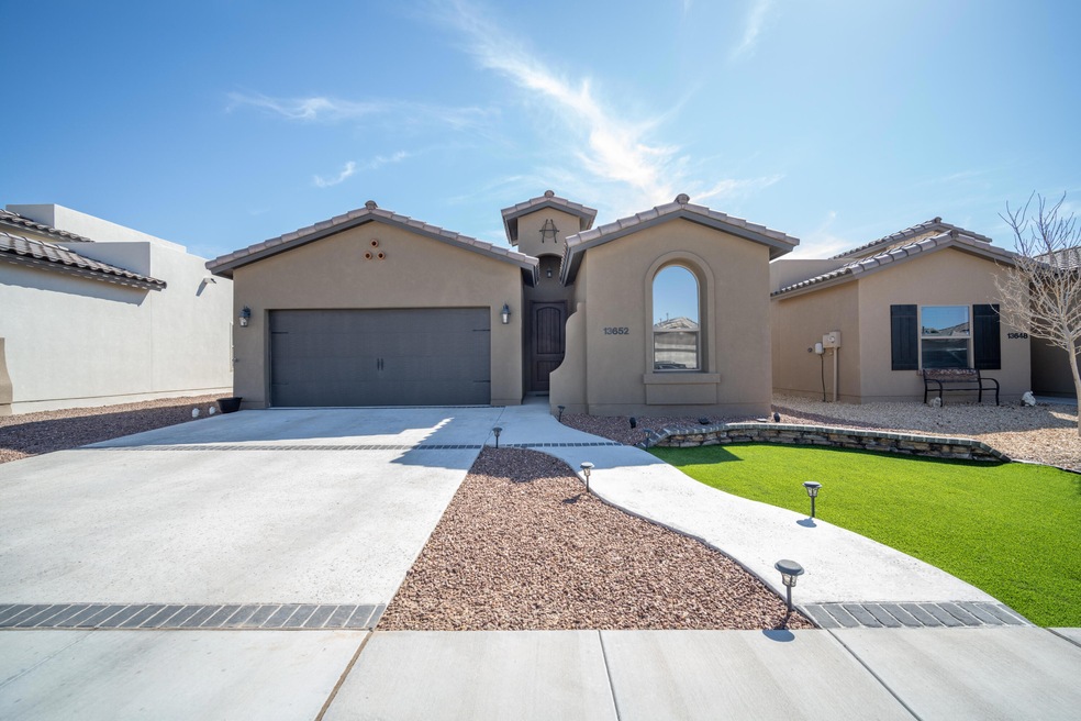 13652 Beobridge Ave, El Paso, TX 79928 - photo 1