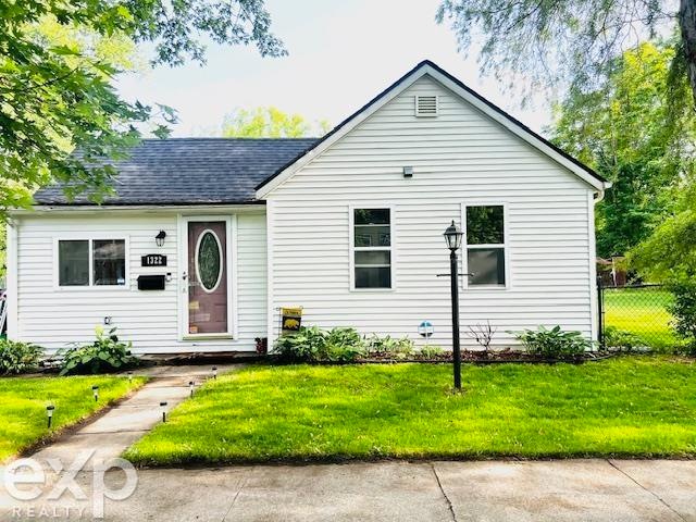 1322 Bancroft St, Port Huron, MI 48060 - photo 1