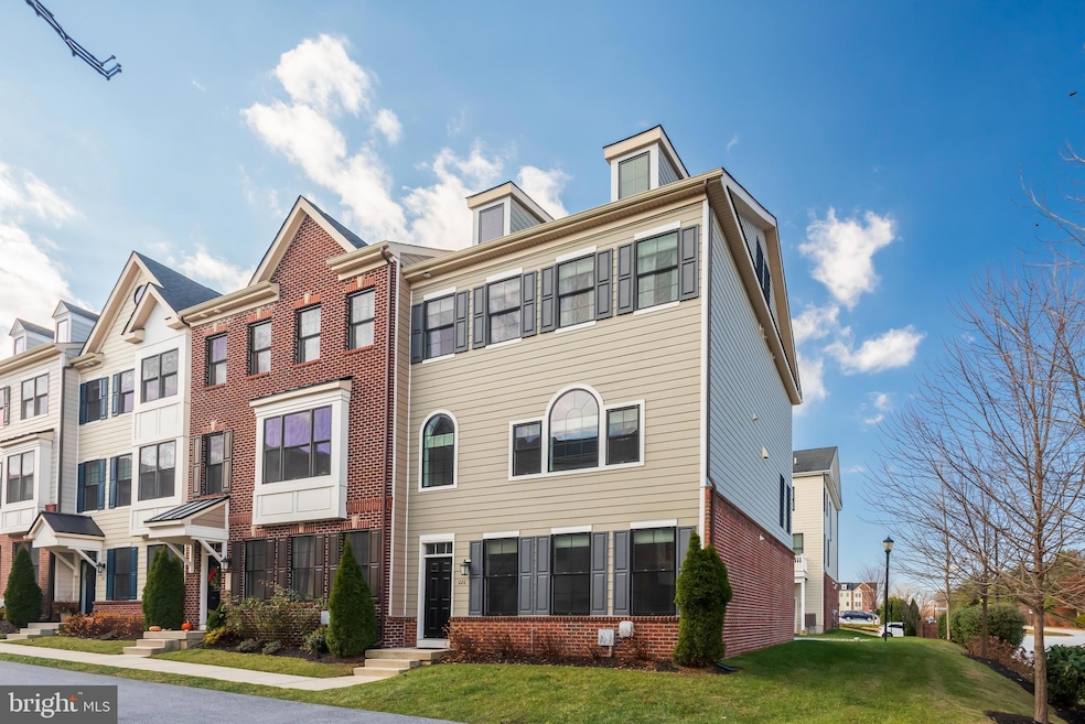 226 Valerie Ln, Wayne, PA 19087 - photo 1