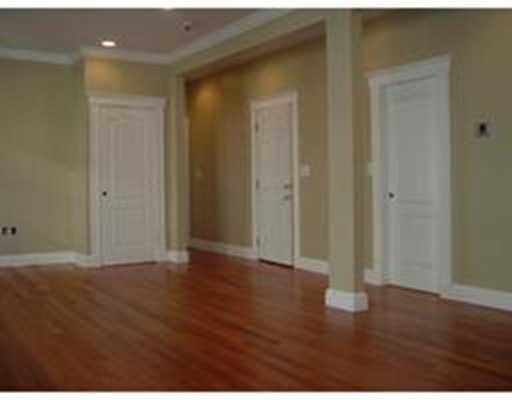 31 Wolcott St unit 2, Dorchester, MA 02121 - photo 1