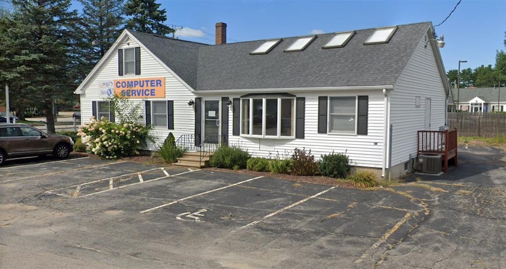 19 Weeks Ln, Dover, NH 03820 - photo 1