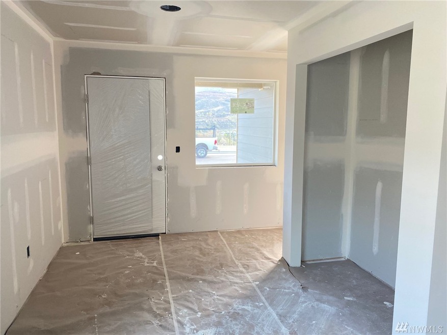 2363 SE Sage Brooke Rd, East Wenatchee, WA 98802 - photo 1