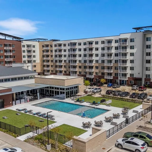 For Rent $1,633/month • Co-Listing Agent