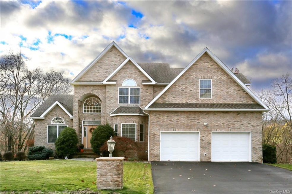 9 Zukowski Dr, Thiells, NY 10984 - photo 1