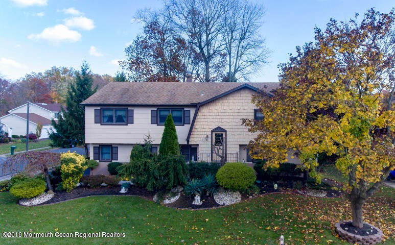 8 Purdue Rd, Edison, NJ 08820 - photo 1