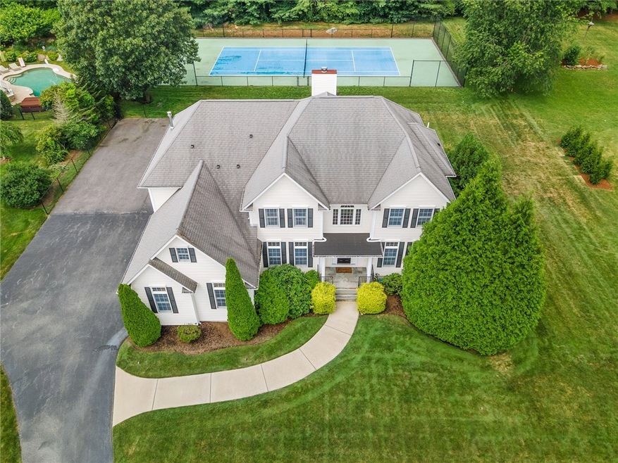 43 Shadow Brook Dr, Warwick, RI 02886 - photo 1