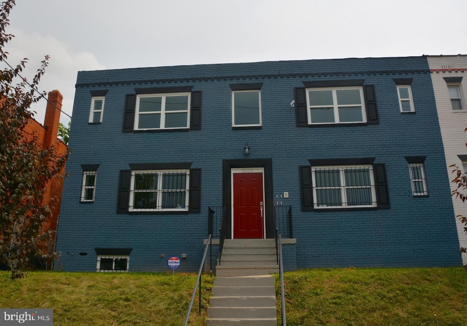 For Rent $1,400/month