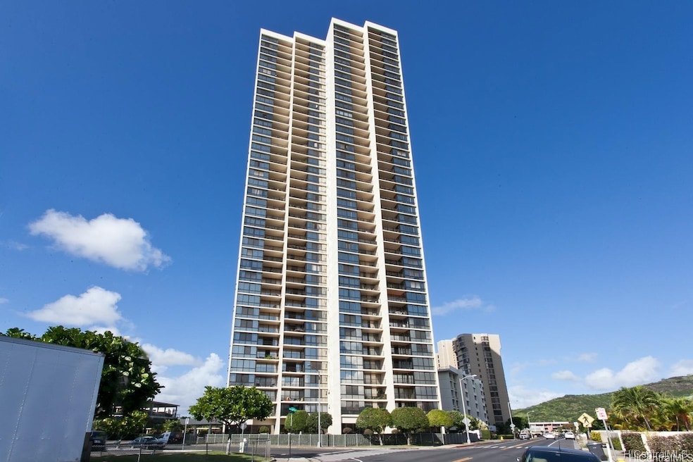 Franklin Towers unit 20D, Honolulu, HI 96818 - photo 1
