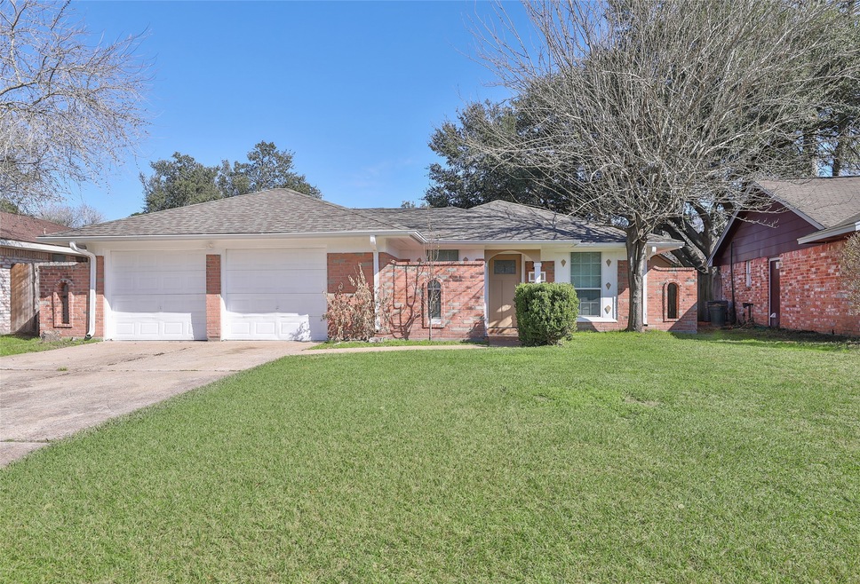 9510 Eblen Dr, Houston, TX 77040 - photo 1