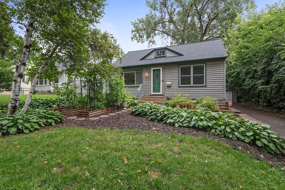 6919 Newton Ave S, Richfield, MN 55423 - photo 1