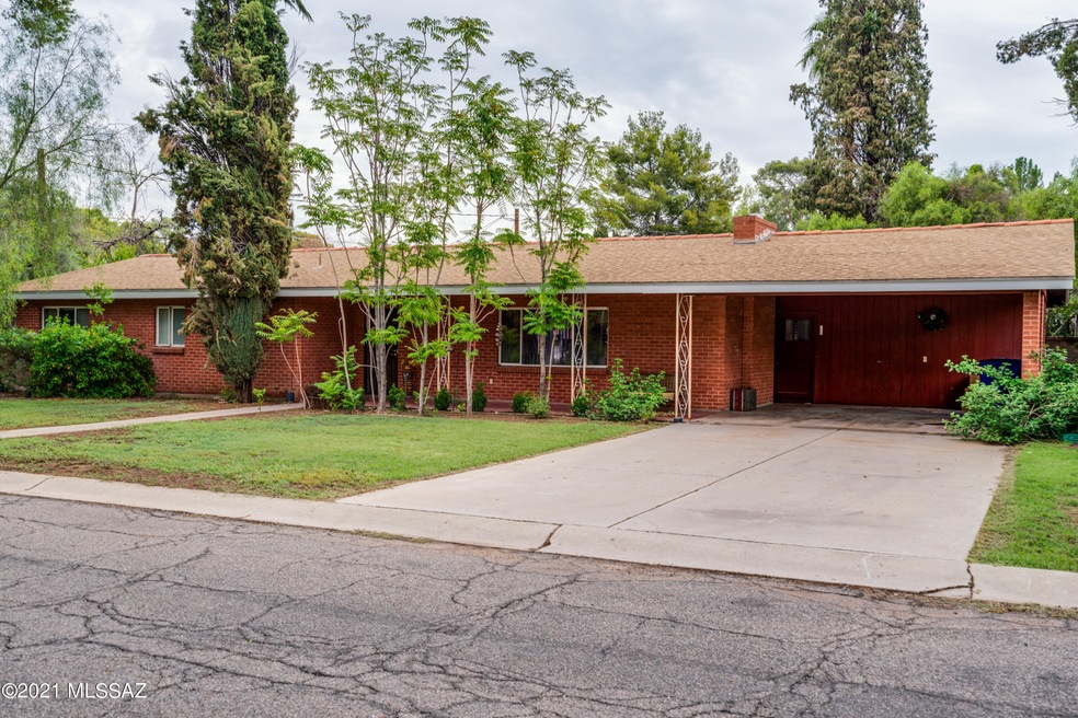 3338 N Forgeus Ave, Tucson, AZ 85716 - photo 1