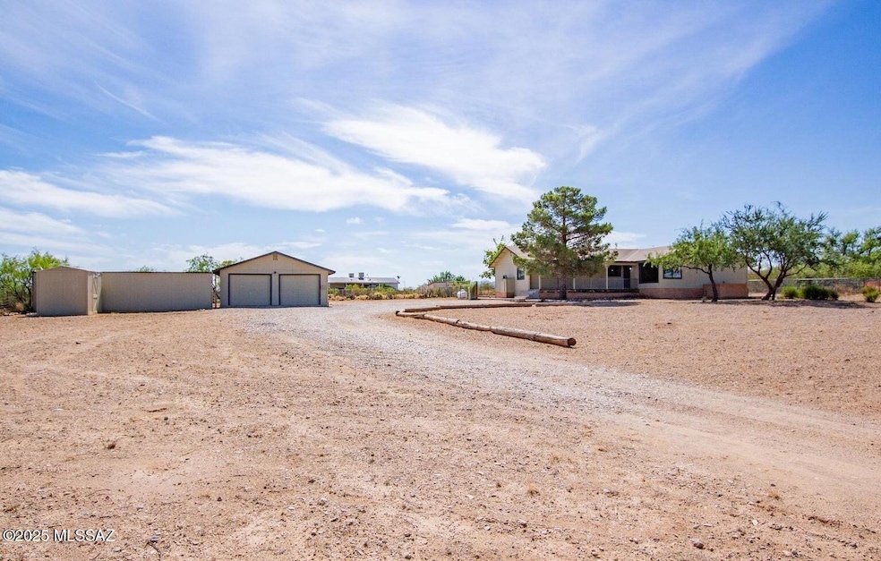 3379 E Calle Agassiz, Vail, AZ 85641 - photo 1