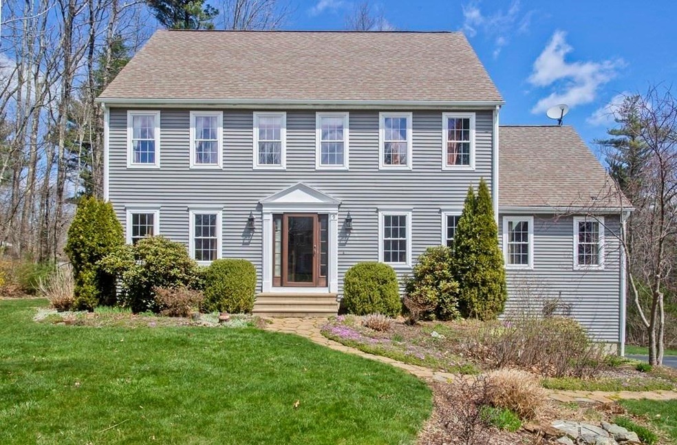 9 Evergreen Ln, Fiskdale, MA 01518 - photo 1