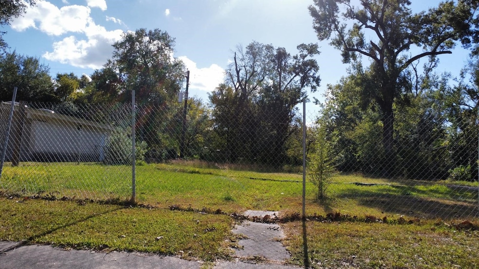 6147 Reamer St, Houston, TX 77074 - photo 1