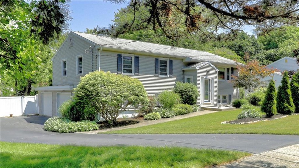 20 Carmen Rd, Milford, CT 06460 - photo 1