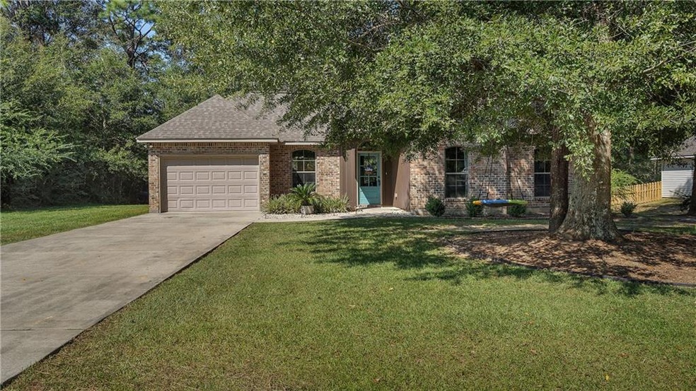 107 Keeneland Place Loop Folsom, LA 70437