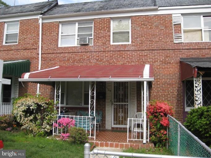 1109 Lyndhurst St, Baltimore, MD 21229 - photo 1
