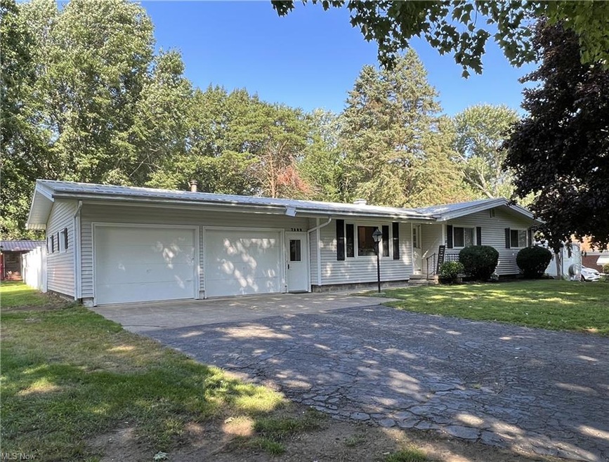 2-bed, 1-bath ranch with full unfinished basement.