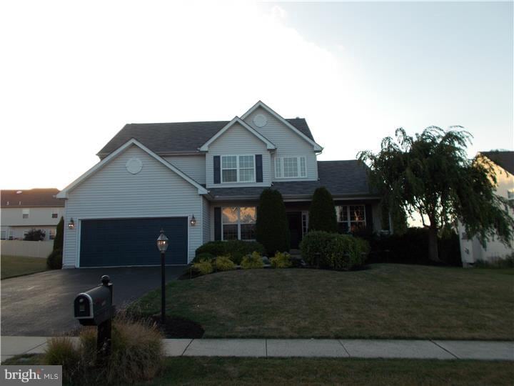 2305 Sienna Dr, Norristown, PA 19401 - photo 1