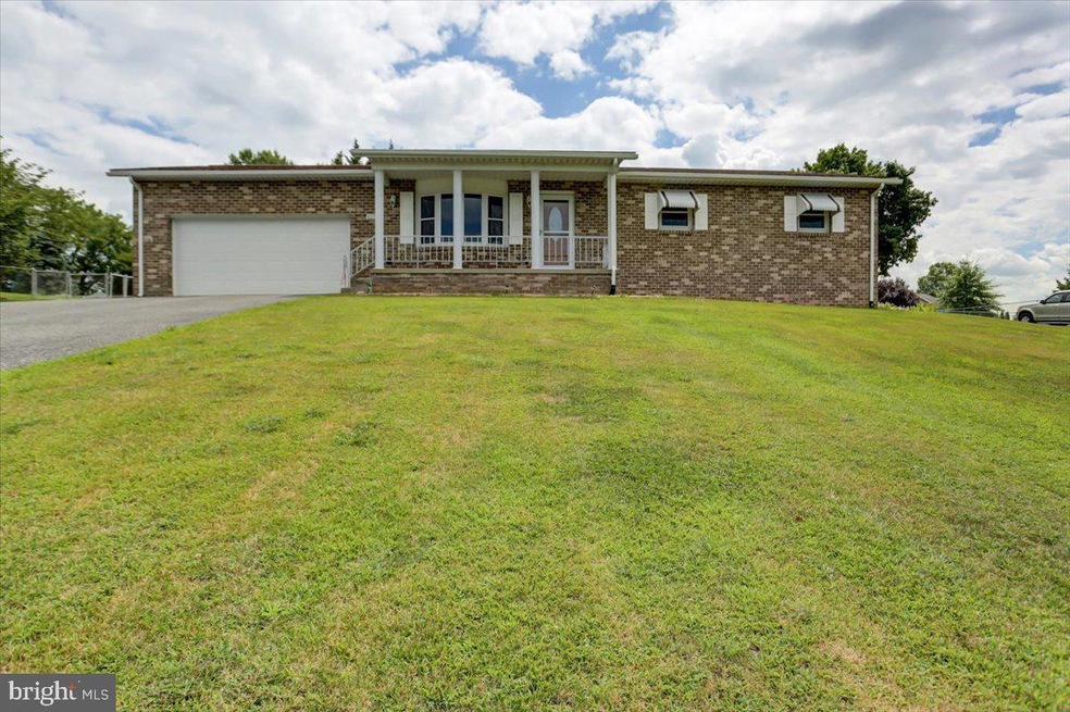 1292 Hollywell Ave, Chambersburg, PA 17201 - photo 1