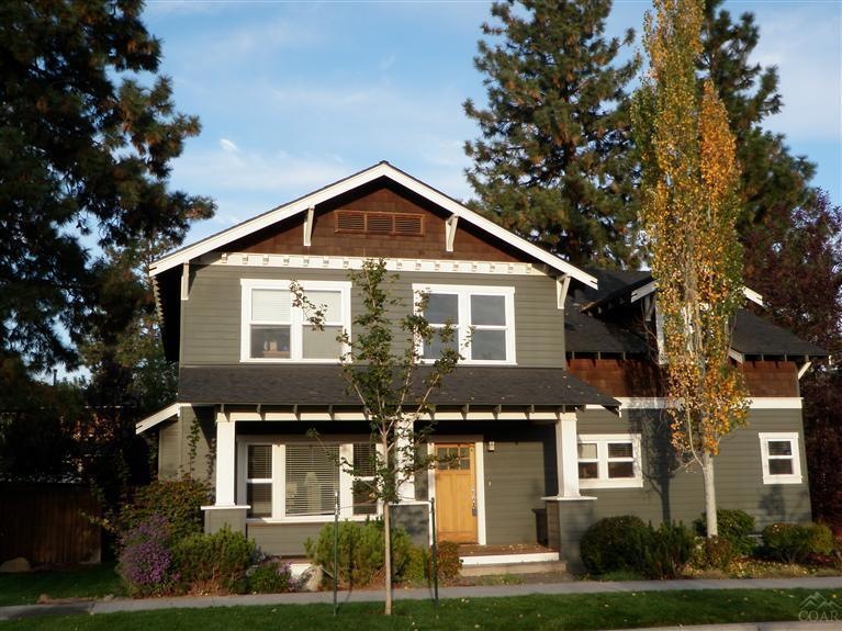 1225 NW John Fremont St, Bend, OR 97701 - photo 1