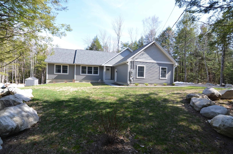 247 Columbus Ave, New London, NH 03257 - photo 1