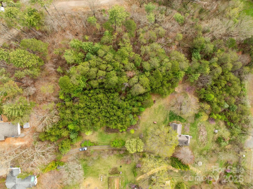 Under Contract $160,000 • Co-Listing Agent
