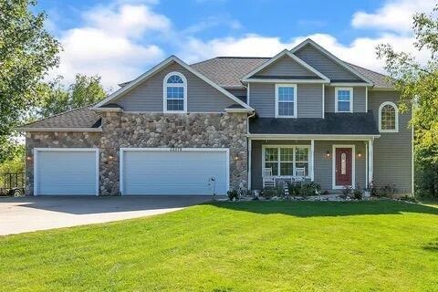 Sold $440,000 • Co-Listing Agent