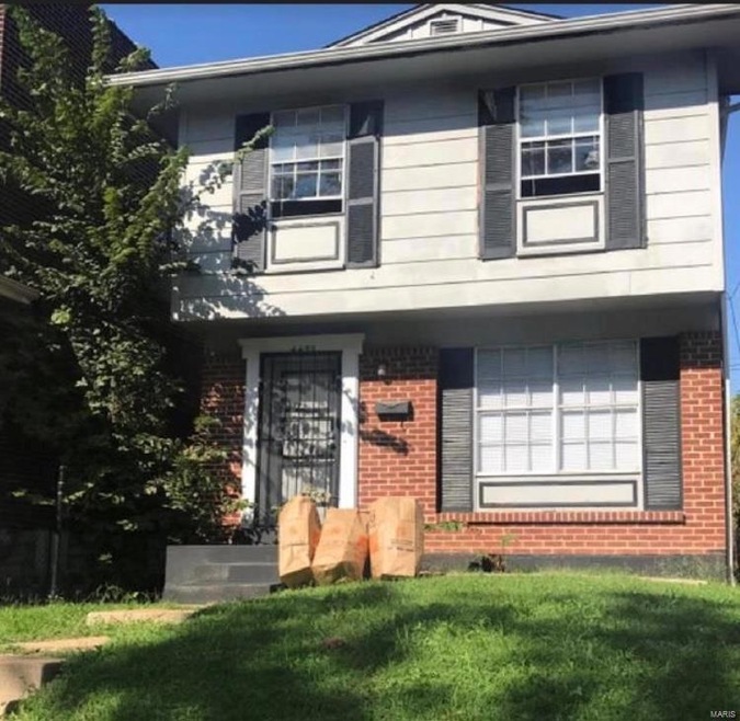 4455 Penrose St, Saint Louis, MO 63115 - photo 1