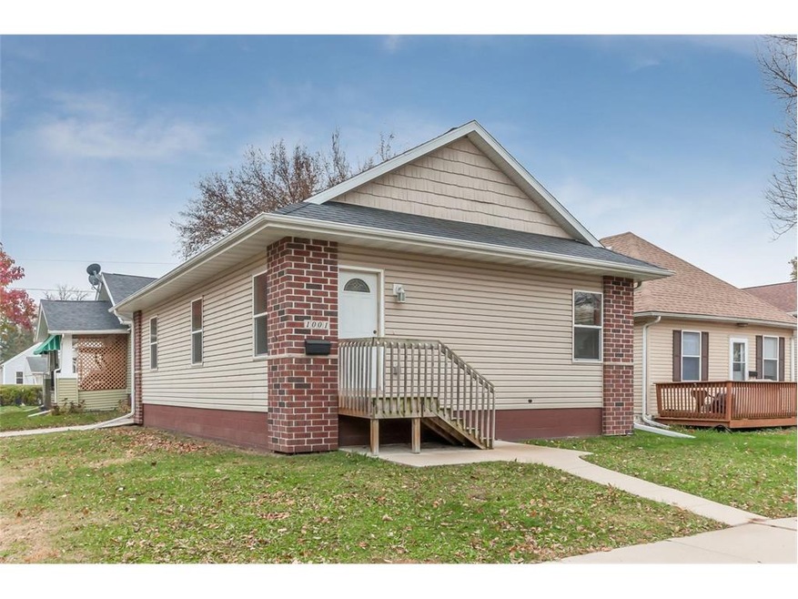 1001 H Ave NW, Cedar Rapids, IA 52405 - photo 1