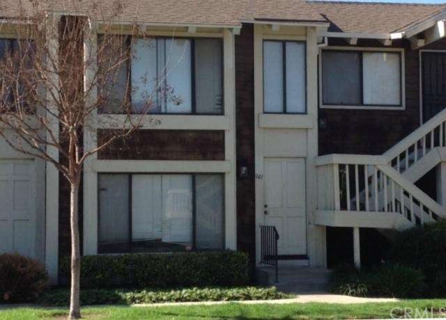 Front View of 941 S Downey Pl. 