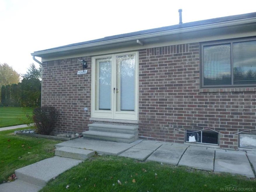 48600 Sugarbush Rd unit 70, Chesterfield, MI 48047 - photo 1