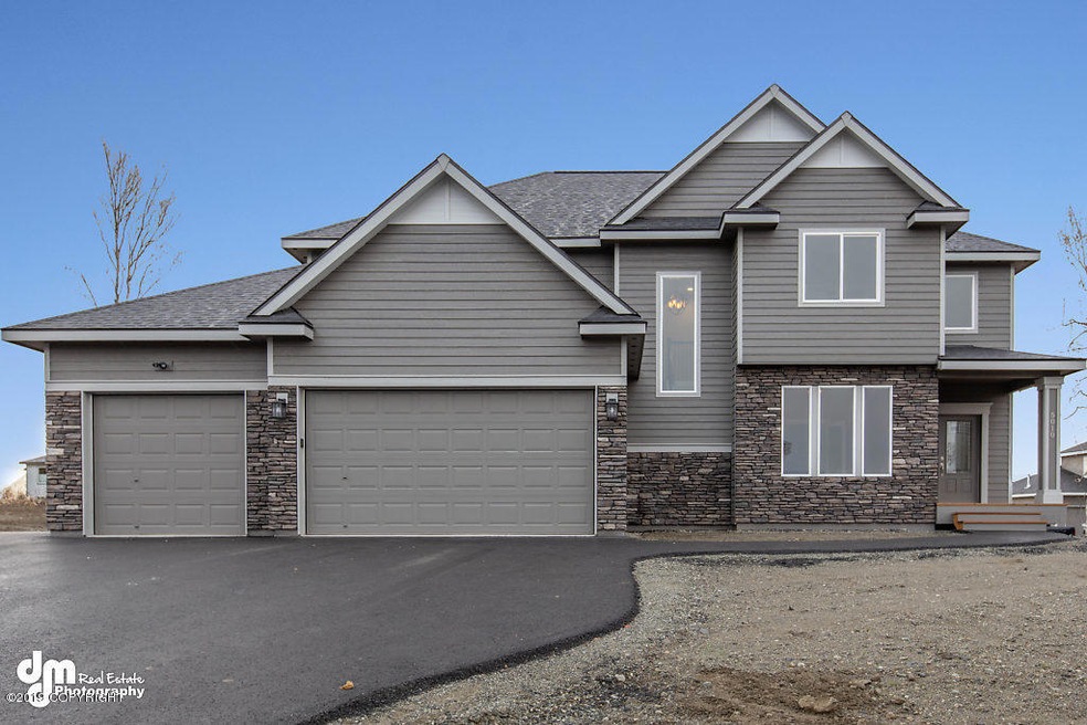 Exterior Front-ELKO9107-SMALL