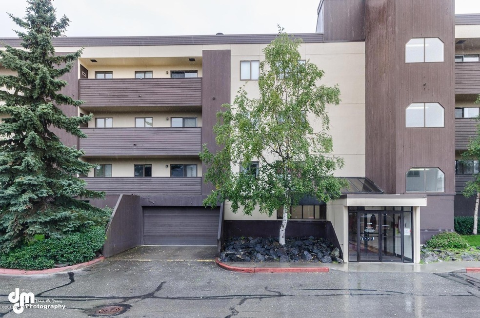 5300 E 4th Avenue 103-large-014-Exterior