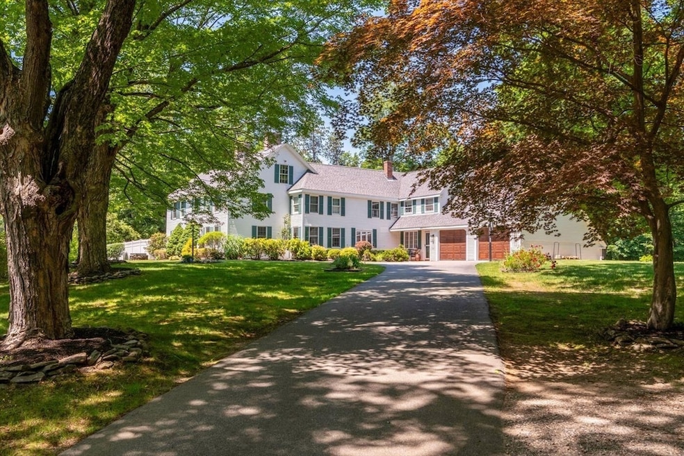 98 Sweet Hill Rd, Plaistow, NH 03865 - photo 1