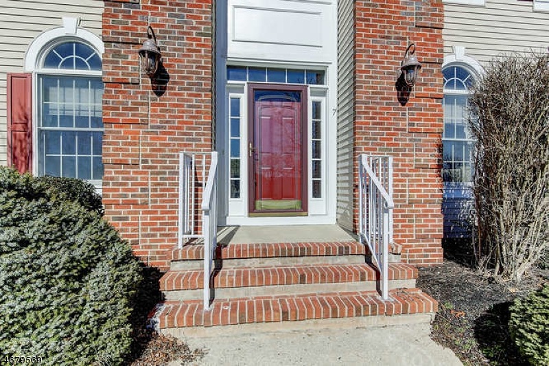 7 Alta Ct, Princeton Junction, NJ 08550 - photo 1