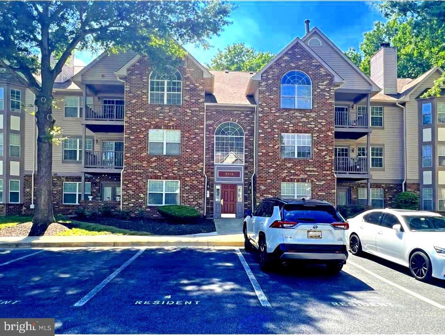 9716 Lake Pointe Ct unit 302, Upper Marlboro, MD 20774 - photo 1