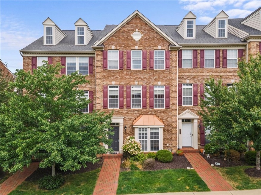 2009 Village Run Rd, Wexford, PA 15090 - photo 1