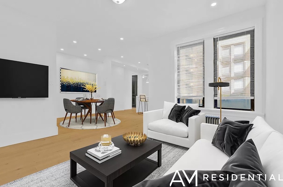 Pending $499,000
