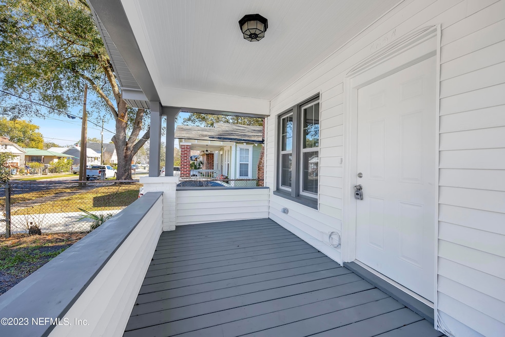 4654 Polaris St, Jacksonville, FL 32205 - photo 1