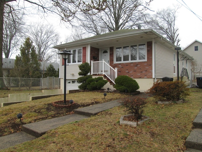 1446 Lambert St, Rahway, NJ 07065 - photo 1