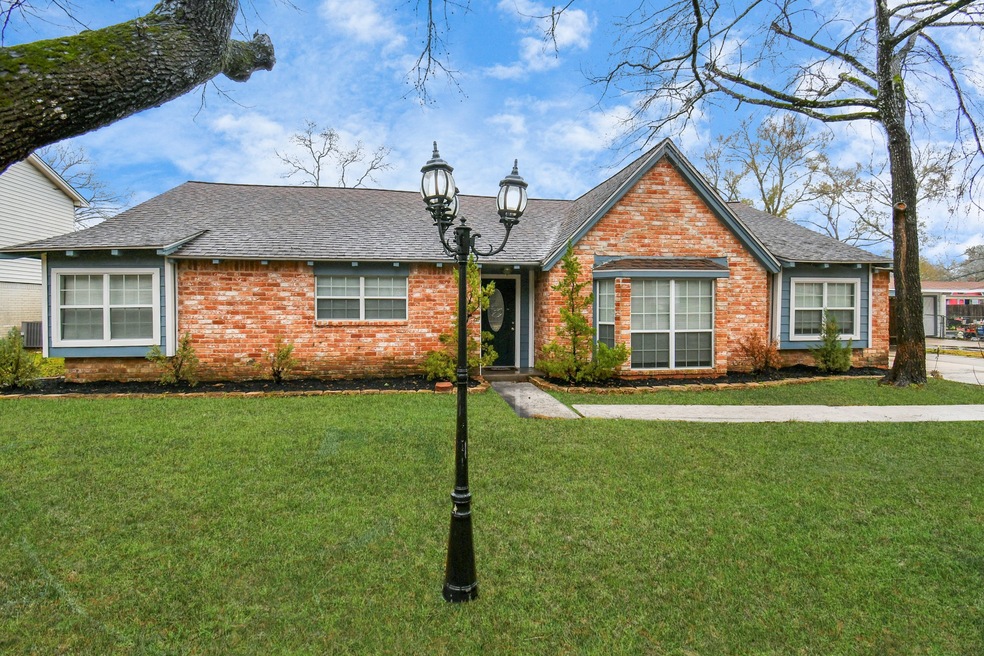 2515 River Ridge, Conroe, TX 77385 - photo 1