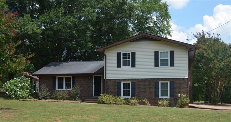 400 Arthur Rd, Canton, GA 30115 - photo 1
