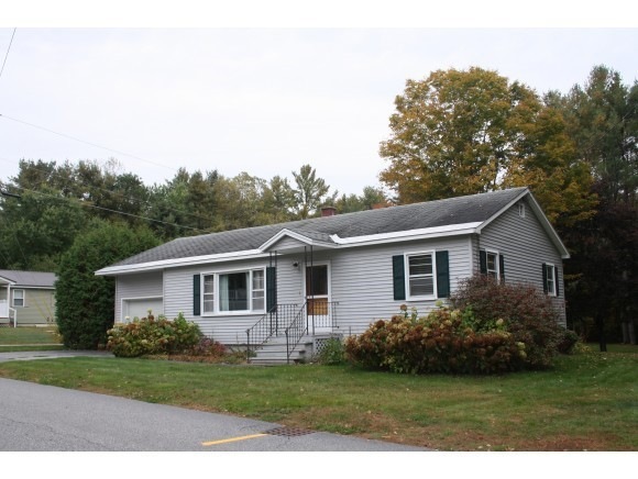 132 Grove St, Littleton, NH 03561 - photo 1