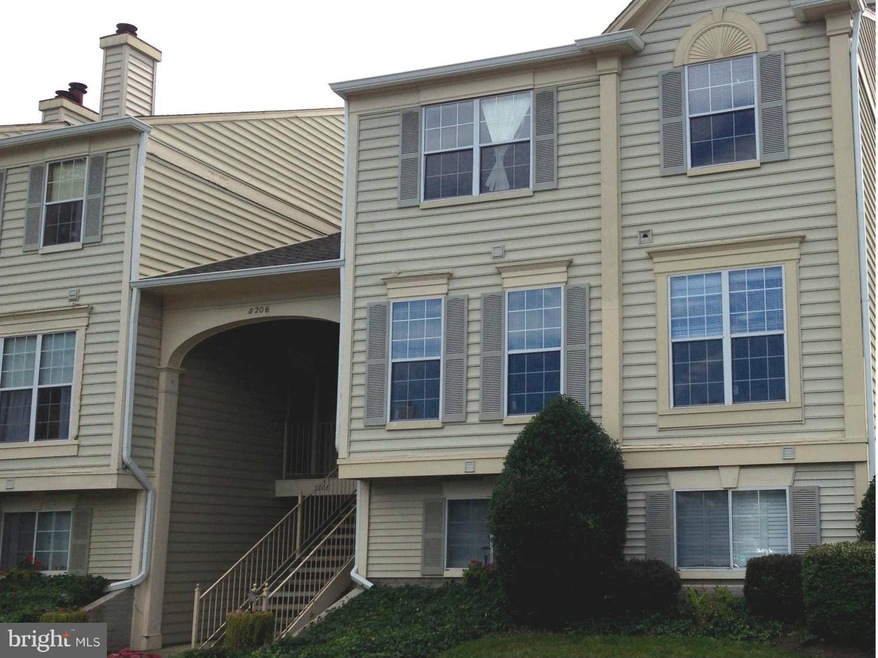 8206 Winstead Place unit 204, Manassas, VA 20109 - photo 1