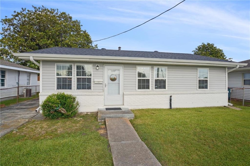 133 Creagan Ave, Gretna, LA 70053 - photo 1