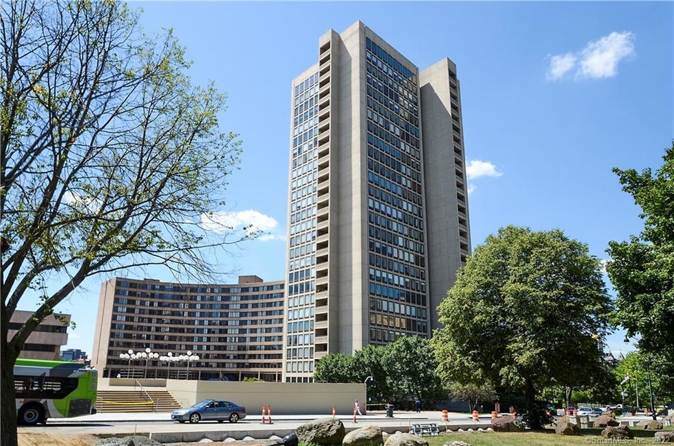 Bushnell Tower Condominiums unit 4G, Hartford, CT 06103 - photo 1