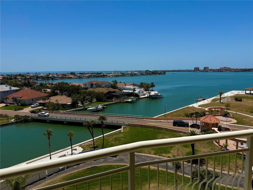 Yorkshire House unit 808, Saint Petersburg, FL 33715 - photo 1