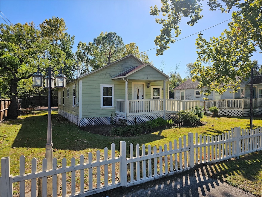 For Rent $1,100/month