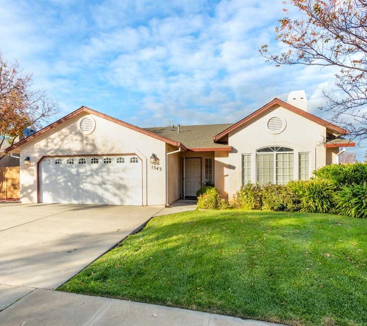 1343 Britt Ln, Red Bluff, CA 96080 - photo 1